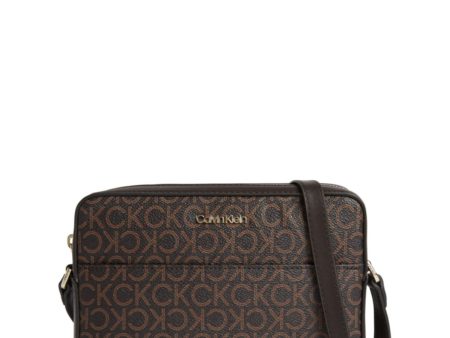 Calvin Klein Kadın Must Monogram Kamera Çapraz Çanta For Sale