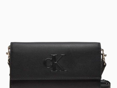 Calvin Klein Sculpted Long Fold Omuz Çantası For Cheap